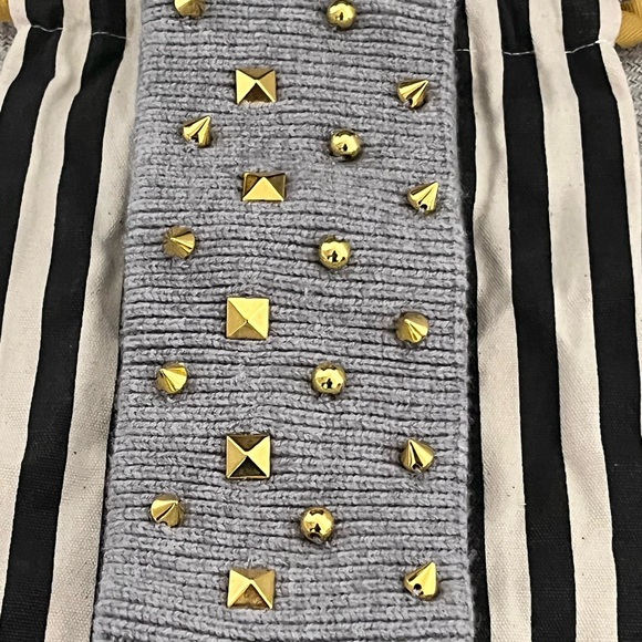 ❌ON SALE❌LELE SADOUGHI AUTHENTIC LIGHT GREY 14K GOLD-PLATED STUDDED EAR WARMER - Picture 3 of 17